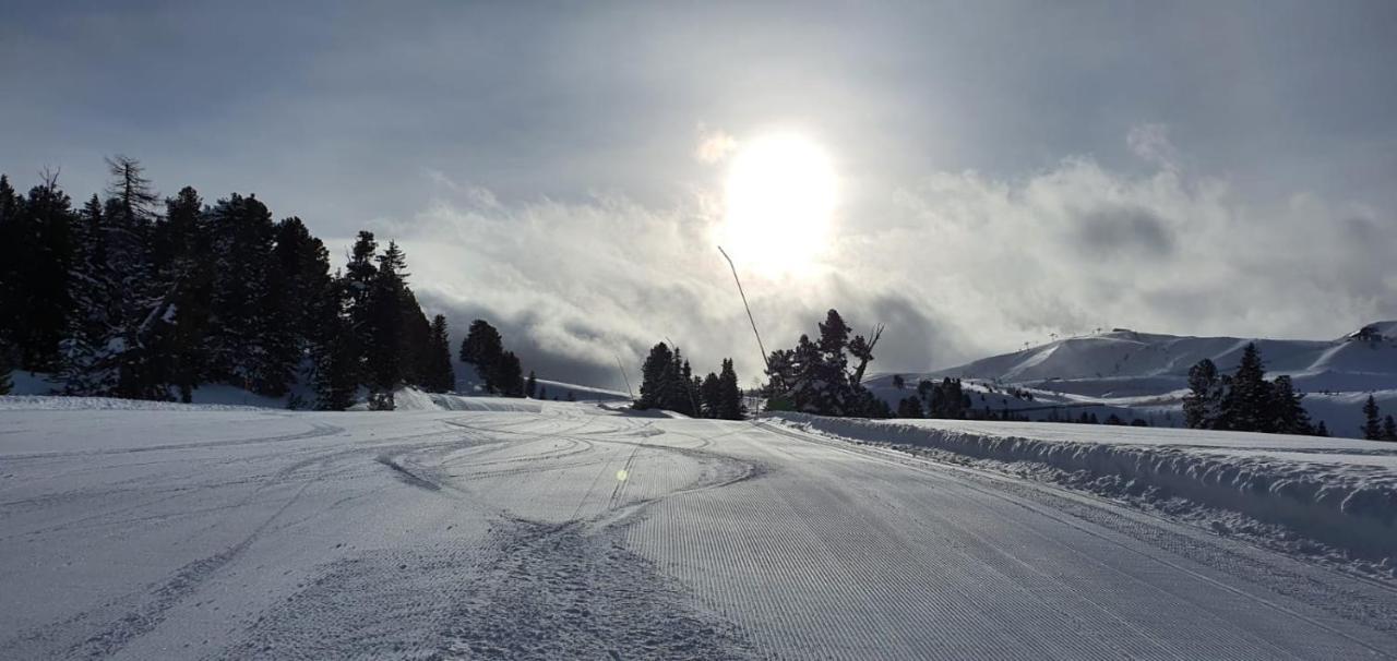 Alpenflair Appartment Mit Aussicht Zum Traeumen Turracher Hohe Esterno foto