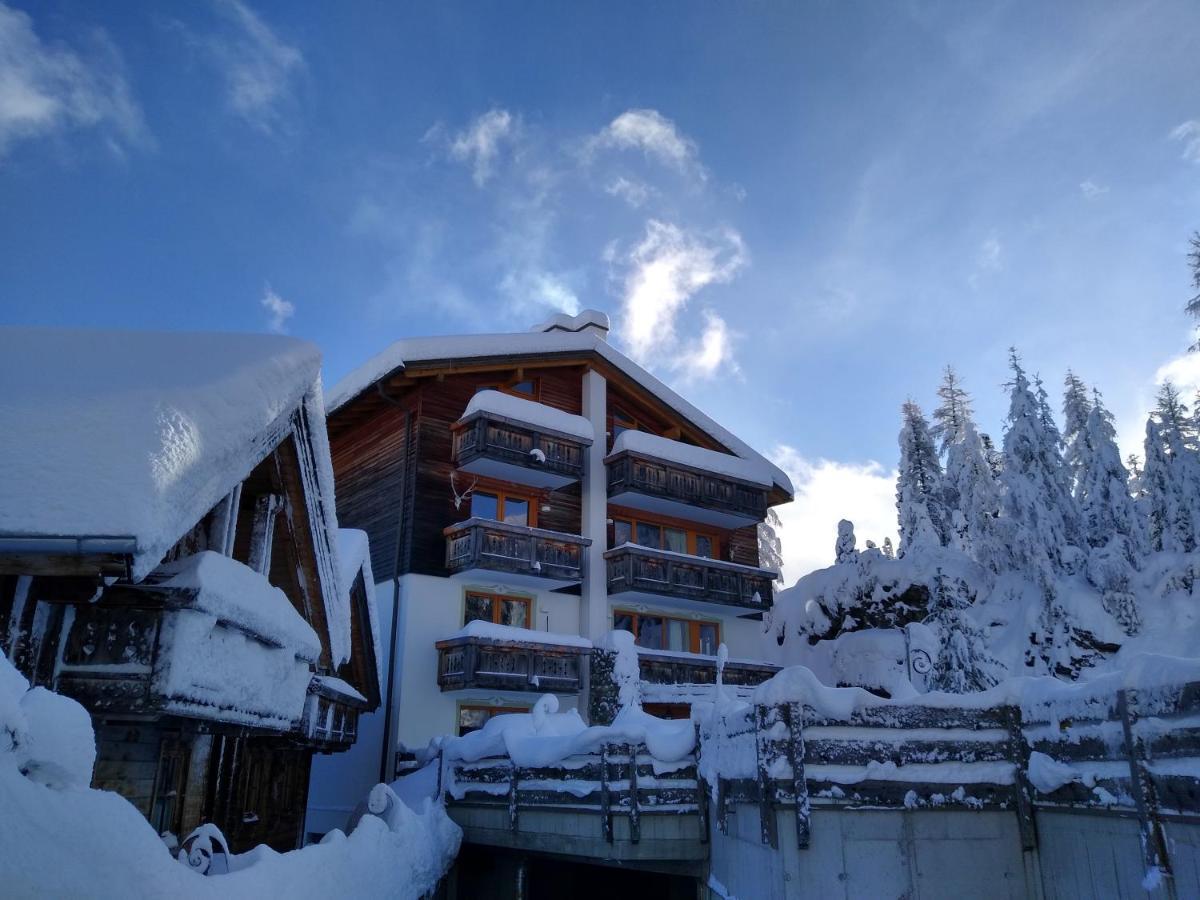 Alpenflair Appartment Mit Aussicht Zum Traeumen Turracher Hohe Esterno foto